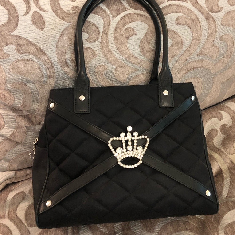 AUTH My Flat in London Quilted Purse